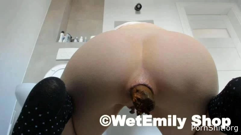 Shitting towards the lens - LucyBelle - Shorts In Girl Shit, Ass In Feces, Sexy Female Pooping