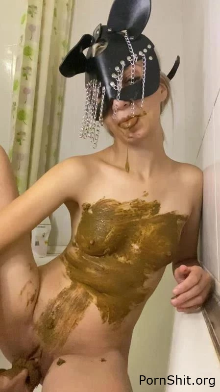 p00girl - standing up, chewing shit and smearing it - Relax In The Toilet, Muscles In Shit, Scat In Pantyhose