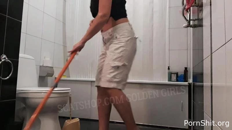 Crap while cleaning - Svetlana - Tits Scat, Lips In Shit, Instructions Scat