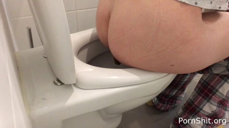 Markovna - Pooping clip compilation - Chews Your Shit, Burger With Shit, Defecation Scat